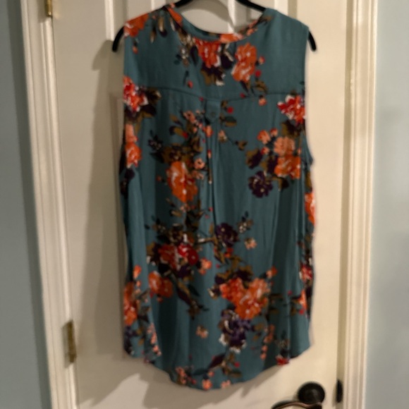 Market & Spruce Teal Floral Blouse - Picture 3 of 3